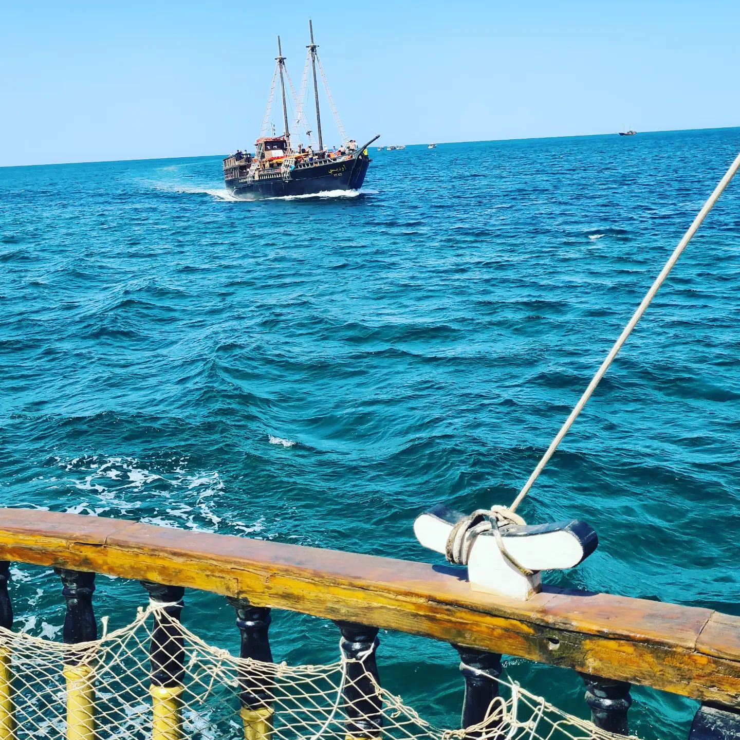 BATEAU PIRATE ÎLE FLAMANTS ROSE