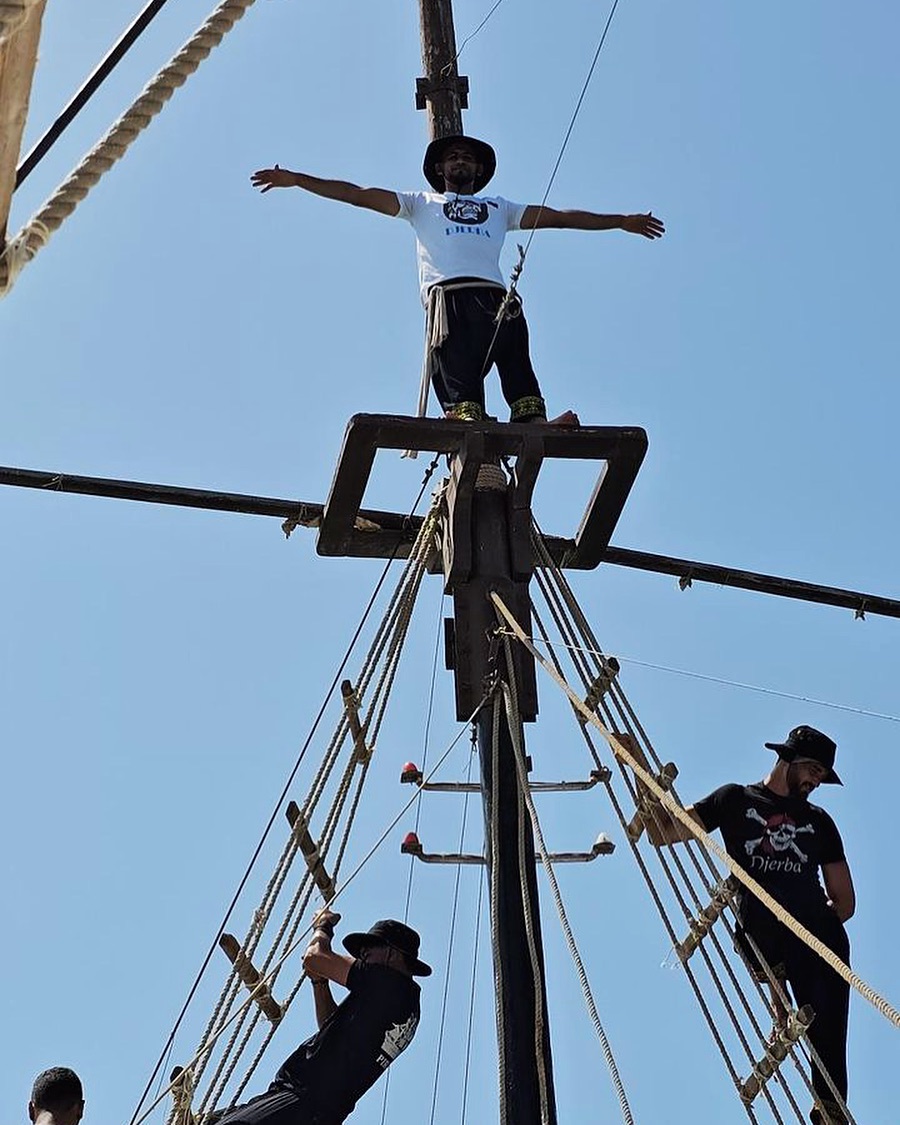 BATEAU PIRATE ÎLE FLAMANTS ROSE