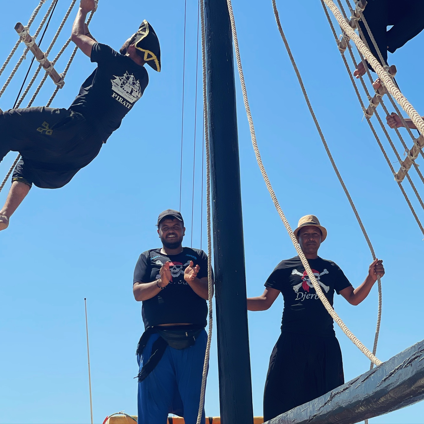 BATEAU PIRATE ÎLE FLAMANTS ROSE